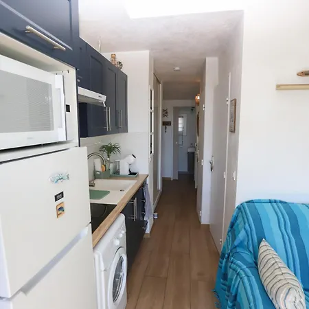 Apartament Splendide Et Charme De La Marina A St Cyp